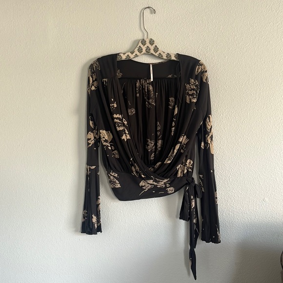 Free People Top - Picture 4 of 9